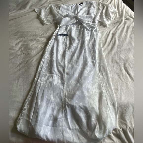 Hutch Kayla Jacquard Tie-Front Maxi Dress White - Picture 2 of 8